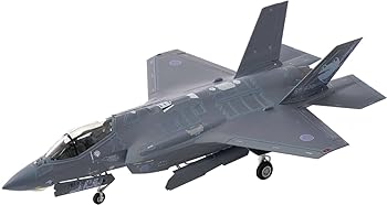 【中古】(未使用品)プラッツ 1／72 航空自衛隊 F-35A ライトニングII 第301飛行隊 50周年記念塗装機 専用エッチングパーツ付属 プラモデル TPA-57 (飛行機)