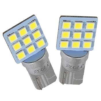 【中古】(未使用品)ピカキュウ ダイハツ ムーヴカスタム [L175S／L185S 前期]対応 リアルームランプ LED T10 うちわ型 150ルーメン 日亜化学工業製素 9連 ルームラン｜COCOHOUSE
