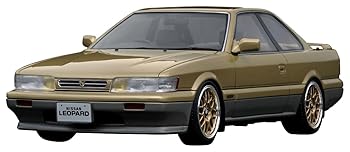 【中古】(人並み外れたに好いたらしい)ignition model 1／18 Nissan Leopard Ultima V30 TWINCAM TURBO (F31) Gold／Silver 遣っ付ける品 IG3816