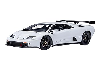 【中古】(人並み外れたに好いたらしい)オート芸術 (AUTOart) 1／18 ランボルギーニ ディアブロ GTR (白いこと) 研ぎ澄ます品 79136