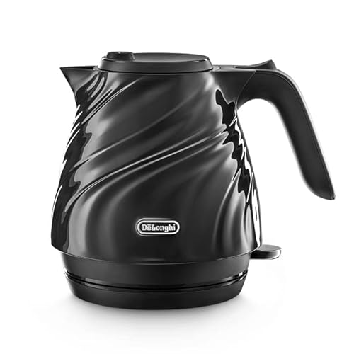 【中古】(非常に良い)De&rsquo;Longhi (デロンギ) 電気ケトル セタ KBS1200J-BK イタリアンデザイン 0.8L シルクドレ&mdash;プ 軽量 コンパクト ワンプッシュオープン [ブラック｜COCOHOUSE 7,970円
