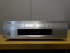 【中古】［物質の状態好ましい］Denon BD運び 割り増し金しろがね色 ヴィデオディスク-2500BT-SP