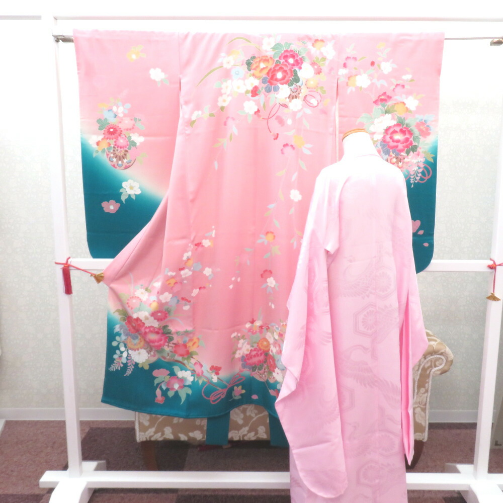 赤ちゃん御召しもの うしろ帯用 四つ身 肌付き仕掛ける サクラ色×青み系 割れ易い 友禅調 一往紋 ツタ紋 正絹 袷 フォーマル 赤ちゃんきもの 御嬢さん 七五三 祝着 身たけ130糎【中古】