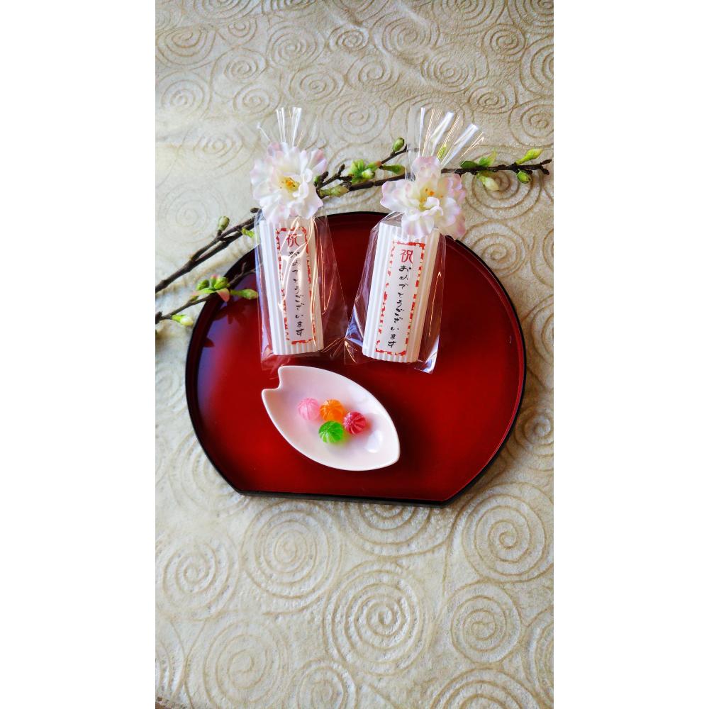 【14日まで！80円OFFクーポン配布中】 オリジナルさくらおめでとうキャンディ 【hearty】【100個セット】 プチギフト お菓子 500円 300円 退職 大量 個包装 結婚式 卒園 卒業 母の日 センスのいい ありがとう ギフト ばらまき 産休 挨拶 お世話になりました 小学生