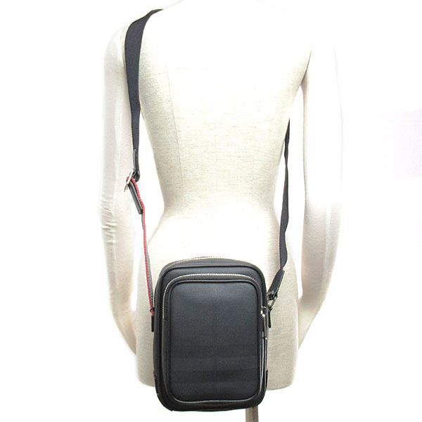 Burberry 鞄 ショルダーバッグ ロンドン Burberry チェック柄 斜め掛けショルダーバッグ ポシェット バッグ 斜め掛け バーバリー バッグ Burberry Msbu Dacha バーバリー ロンドン バッグ メンズ レディース 斜めがけショルダーバッグ ポシェット 斜めがけ