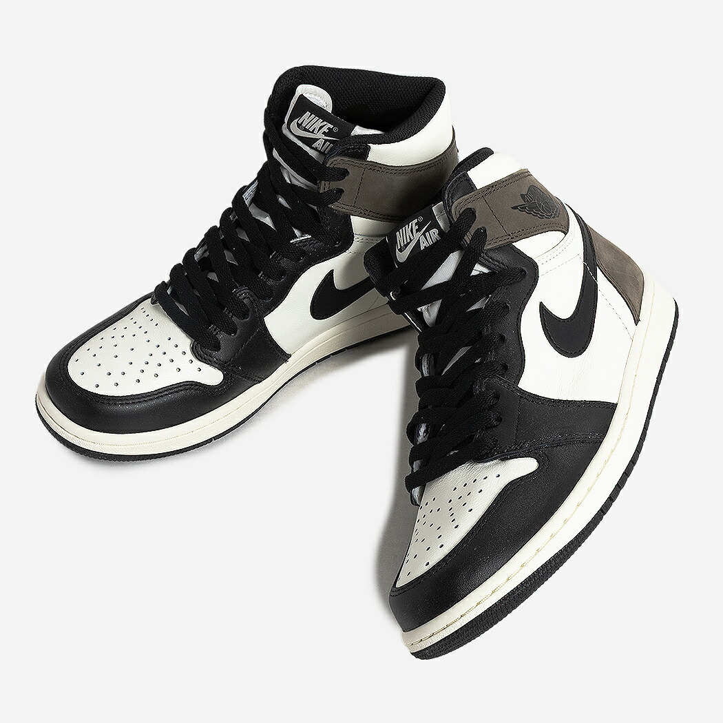 NIKE AIR JORDAN 1 RETRO HI OG \