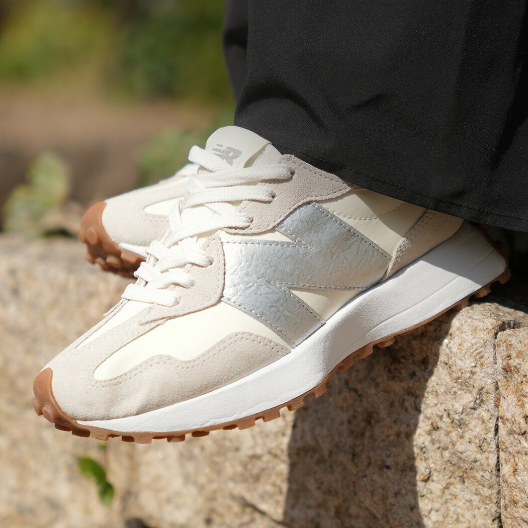 【お買い物マラソン限定クーポン配布中!!】NEW BALANCE ニューバランス 327 スニーカー W327240 ANGORA WITH SILVER METALLIC ( ホワイト 白 シルバー 372 996 573 997 ) 10,897円