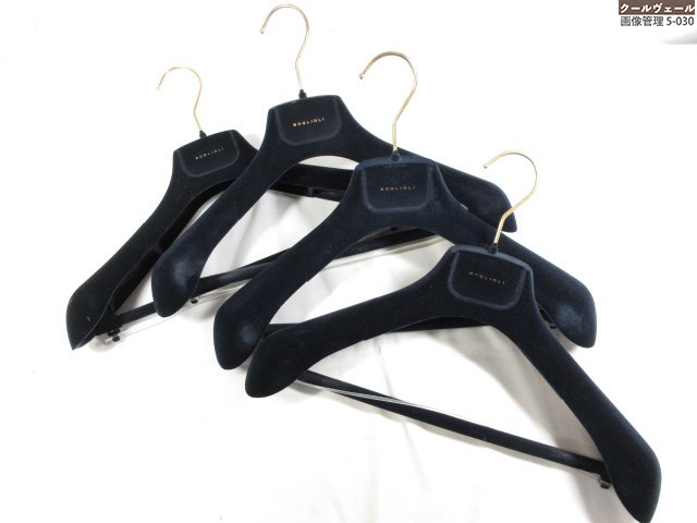 CHANEL　シャネル　ベロア　ハンガー　ココマーク　金金具　7点セット CHANELシャネルベロアハンガーココマーク金金具7点セット