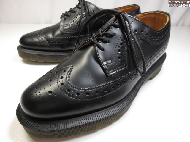 超美品【御医者さんマーチン Dr.Martens】 3989 5大広間 フルブローグ なめし革 成人男性靴 (メンズ) sizeUK5 黒いこと ★37MZB0270★ 【中古】