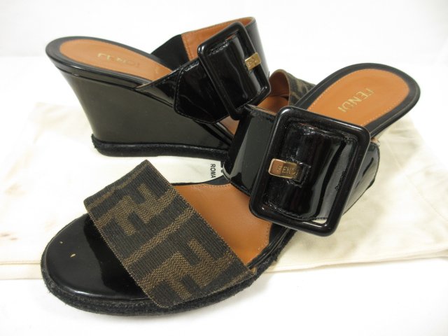 楽天市場】【靴】FENDI フェンディ ズッカ柄 サンダル ミュール 楽天市場】【靴】FENDI フェンディ ズッカ柄 サンダル ミュール