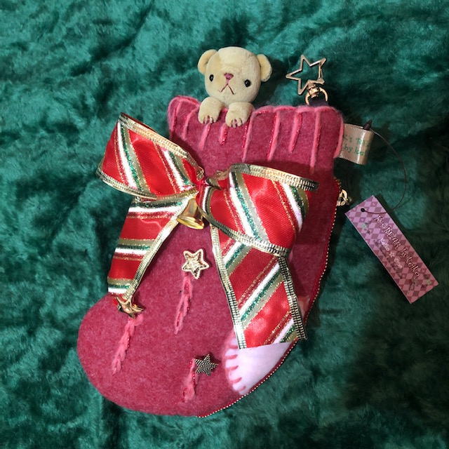 小野恵子製作テディベア 2021クリスマス企画展 くっつきくまちゃんクリスマスブーツポーチ｜逸品shopコレコレ