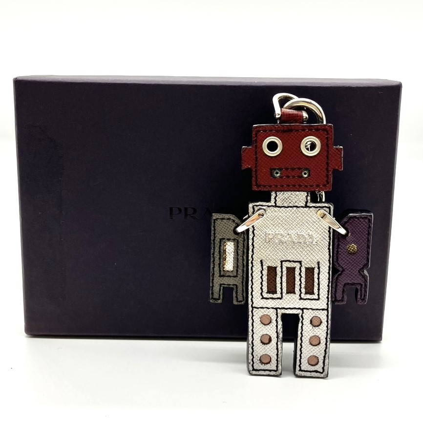 楽天市場】プラダ PRADA キーホルダー チャーム ロボット