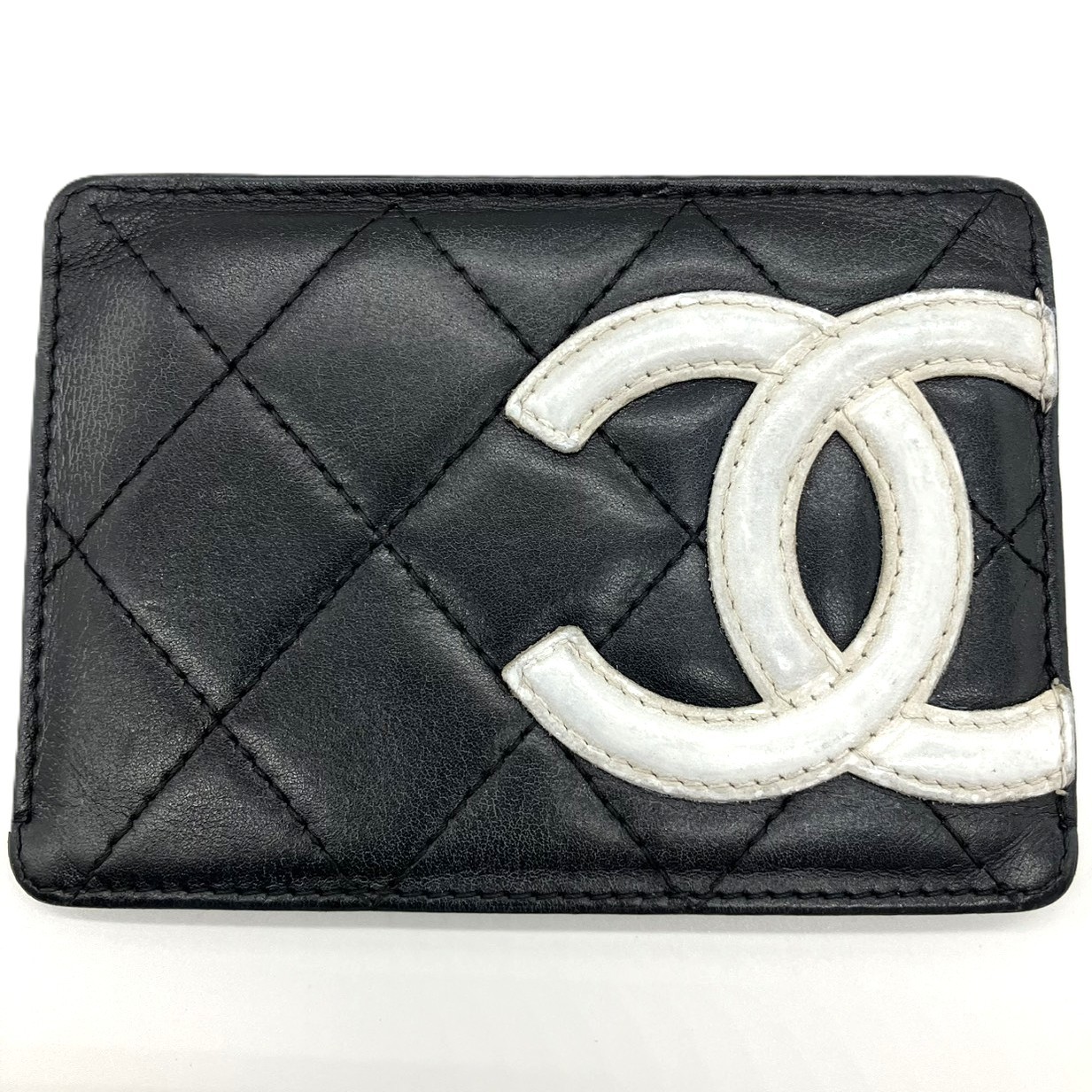 シャネル カンボンライン カードケース ラムスキン レザー 黒 A26725 CHANEL レディース 中古｜コレクション神戸byブランドリッツ 32,370円