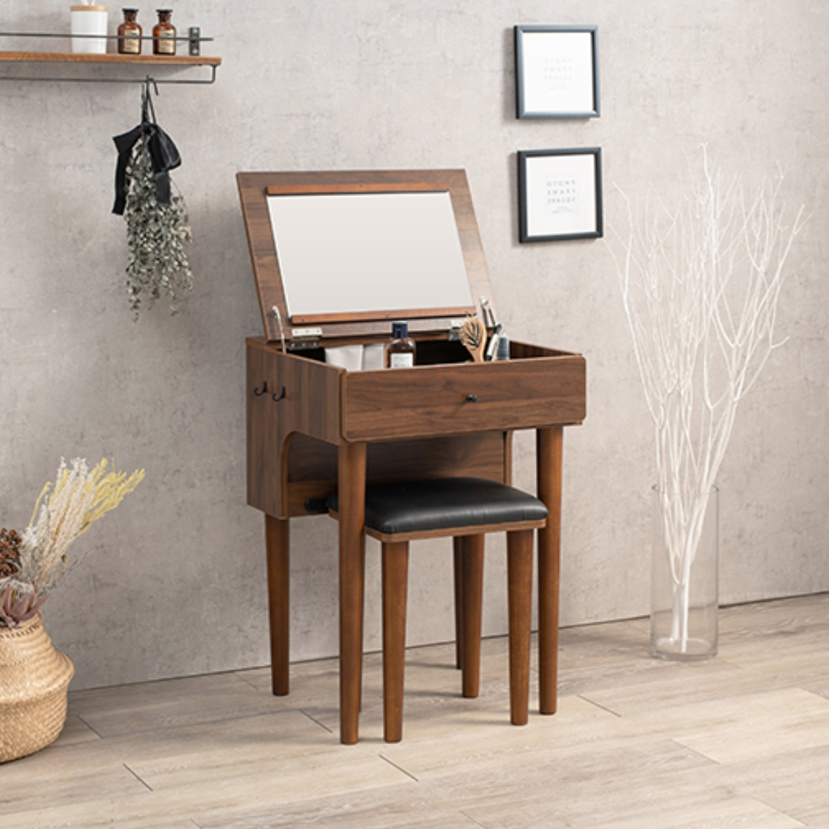 驚きの価格 ドレッサー スツール セット 幅50cm コンセント 木製 送料無料 鏡 ミラー メイク台 兼用 デスク 椅子 付き 鏡台 化粧台 メイク コスメ 収納 コンパクト おしゃれ かわいい 北欧風 木目調 フック付き 白 ダークブラウン ホワイト Fucoa Cl