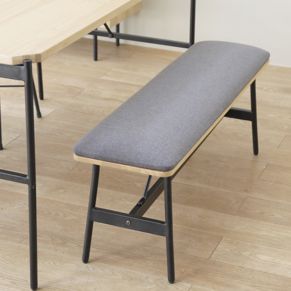 ダイニングベンチ グラム 幅110cm ダイニング ベンチ 椅子 カバー付き クッション スチール脚 （ ダイニングチェア リビングベンチ ソファベンチ 2人 3人 ファブリック 2人掛け 3人掛け 食卓椅子 長椅子 ベンチソファ ）【3980円以上送料無料】