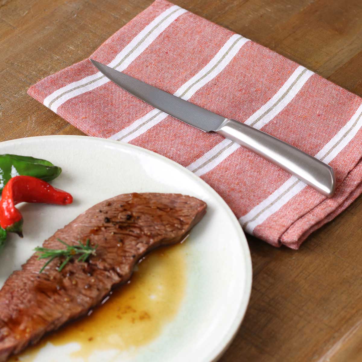 ステーキナイフ 22.5cm 濃州正宗作 ダマスカス ステンレス （ 食洗機対応 カトラリー ナイフ ステンレス製 ステーキ 肉料理 平刃 日本製 おしゃれ ）【3980円以上送料無料】