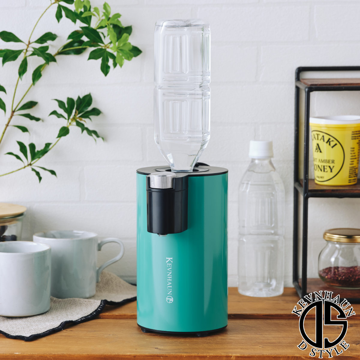 KEVNHAUN 湯沸かし器 クイックホットウォーターディスペンサー （ ケヴンハウン ウォーターサーバー 湯沸かし機能 ペットボトル 温度調節可 卓上 コンパクト 温水 お湯 500ml ホットウォーターサーバー 電気ケトル ）【3980円以上送料無料】