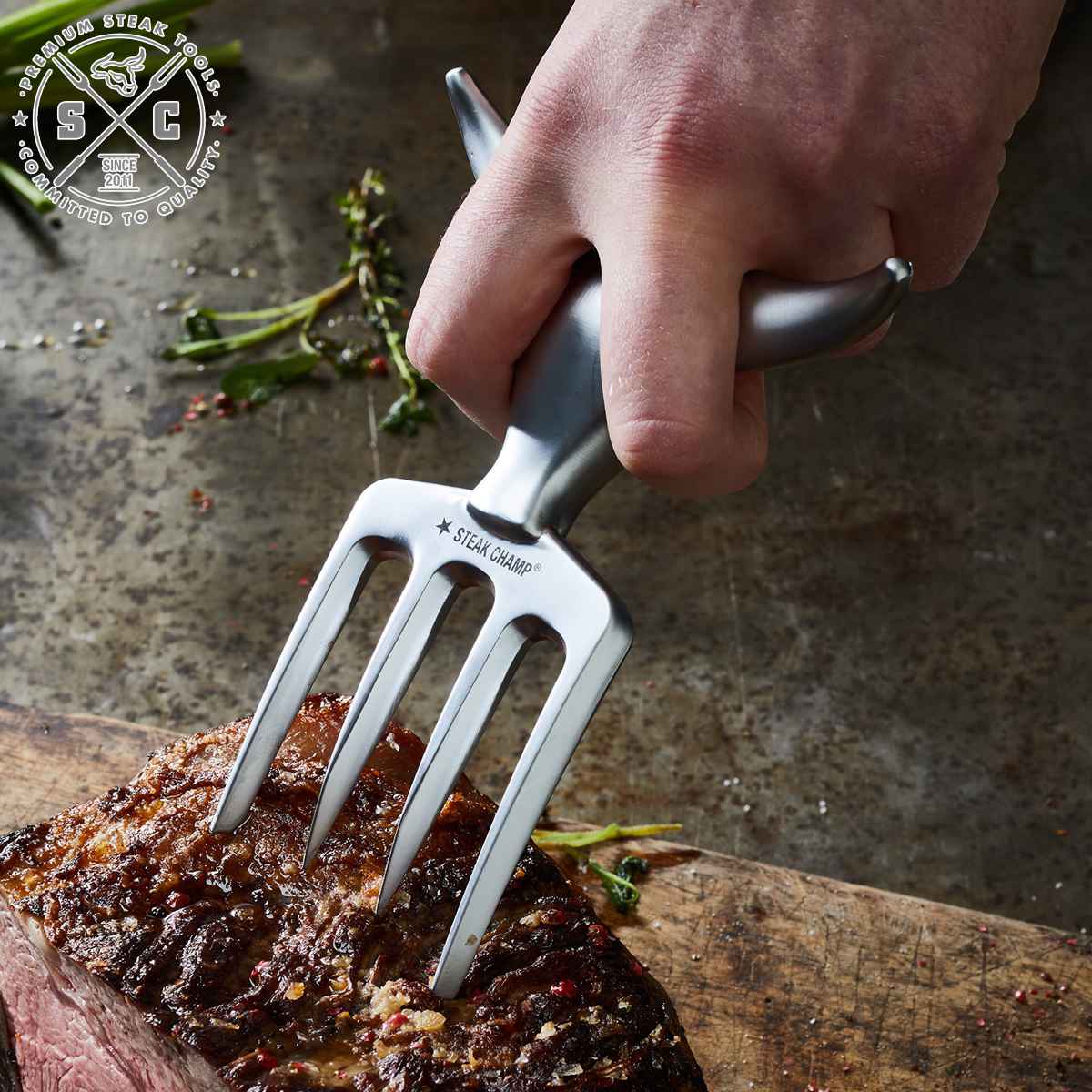 【楽天市場】ステーキ STEAK CHAMP カット用 フォーク BULL FORK （ 切り分けフォーク 肉切り分け用 カービングフォーク