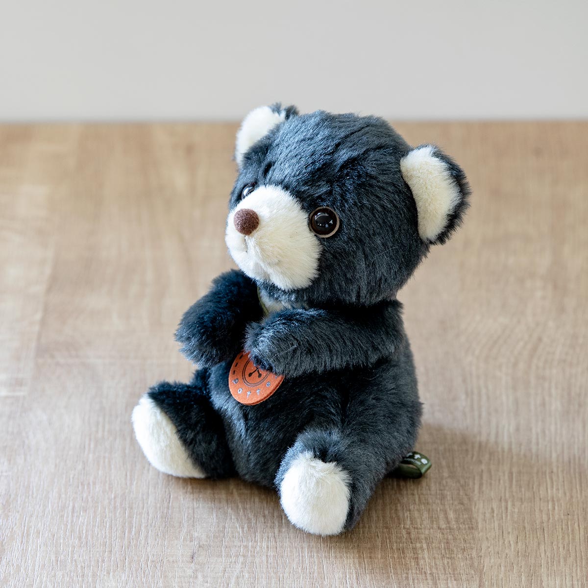 ヴィンテージ　EXCELLENT 大きなツキノワグマ　ぬいぐるみ　日本製　くま ヴィンテージ EXCELLENT 大きなツキノワグマ ぬいぐるみ 日本製 くま