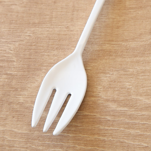 フォーク ブラン Blanc おしゃれ かわいい カトラリー ケーキフォーク ステンレス製 ティーポット ヒメフォーク ホーロー 同色5本セット 日本製 洋食器 琺瑯 白 白い食器 Sale 102 Off Blanc