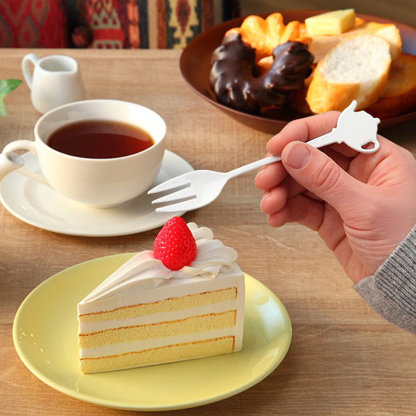 フォーク ブラン Blanc おしゃれ かわいい カトラリー ケーキフォーク ステンレス製 ティーポット ヒメフォーク ホーロー 同色5本セット 日本製 洋食器 琺瑯 白 白い食器 Sale 102 Off Blanc