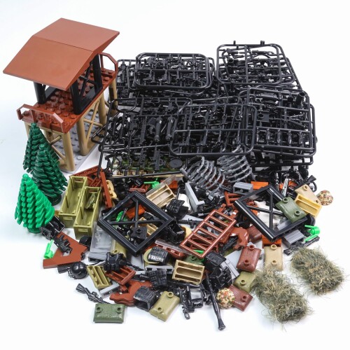 Domoni 450g(1ポンド) WW2 ミリタリーギアパーツとギリースーツ - 兵士フィギュア用のアーミーアクセサリートイセット - 主要ブランドのミニフィギュアに対応 5,646円