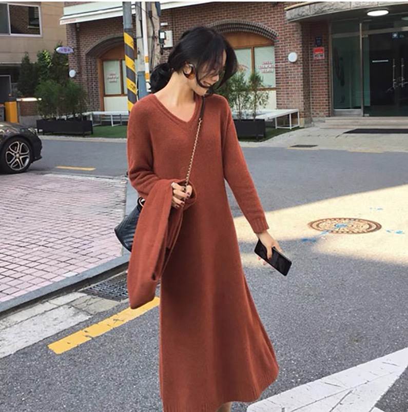 マフラー付き ロング ニットワンピース マキシ マキシ丈 長袖 萌袖 Vネック Aライン ふわふわ リブ リブニット 編み込み ニット ウール かわいい 大人可愛い きれいめ シンプル カジュアル 大人 上品 おしゃれ 大人女子 こなれ感 ラフ ラブリー キュート モダン 無地 秋 冬