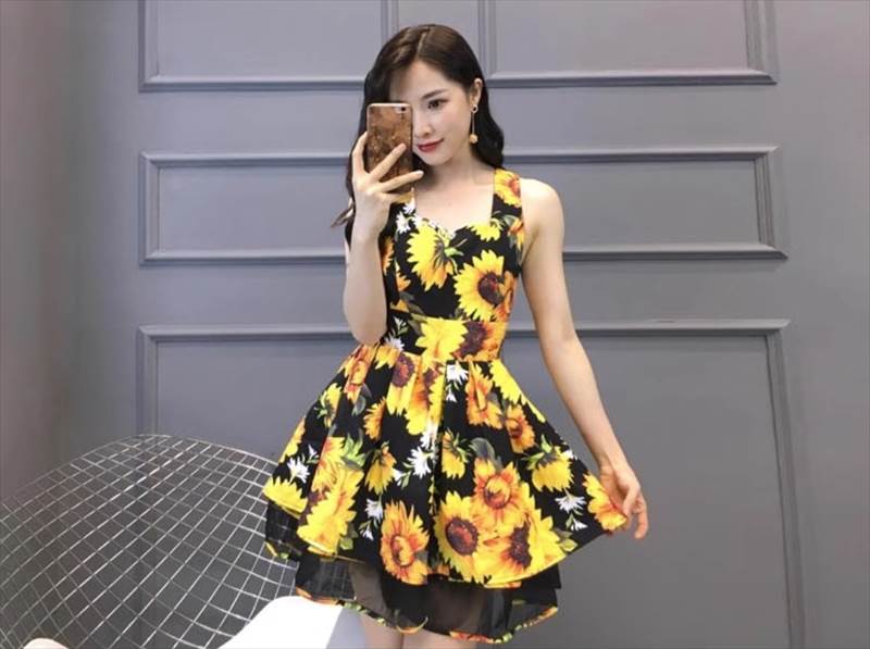 ワンピース ミニスカート ミニ ミニ丈 ショート ショート丈 膝上 ノースリーブ 襟なし かわいい 大人可愛い 大人 おしゃれ お洒落 大人可愛い 大人女子 ラブリー キュート 柄 花柄 フラワー 夏 10代 20代 レディース 女性用 デート お出かけ 女子会 パーティー イベント|Come to Store