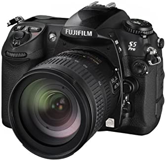 【中古】FUJIFILM デジタル一眼二眼レフ写真機 FinePix (ファインピックス) S5 Pro FX-S5P