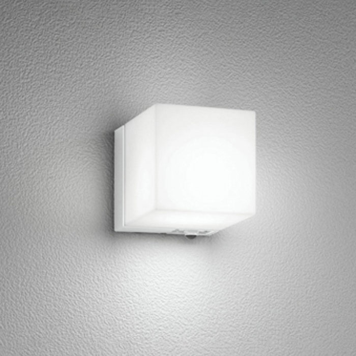 オーデリック エクステリア LEDポーチライト コーキングレス 防雨型 白熱灯60W相当 人感センサーモード切替型 オフホワイト色 昼白色：OG254797NCR