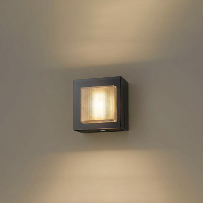パナソニック LED非常用照明器具 直付 防雨型 スモーク 自己点検 ブラック 電球色：NWCF59211LE1