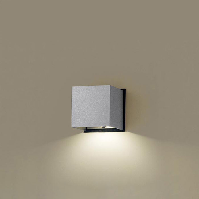 パナソニック LED表札灯 拡散 直付 防雨型 ホームアーキ 10形1灯器具相当 シルバー 電球色：SLW46138LE1