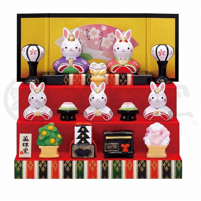 錦彩 うさぎ雛(三段飾り) ひな人形 日本製 陶器 レトロ 置物 オブジェ 飾り物 置き物 和モダン 和風 和雑貨 国産 和テイスト 和室 かわいい おしゃれ 雛人形 小さい コンパクト 女の子 ひな祭り|コミットアンド店