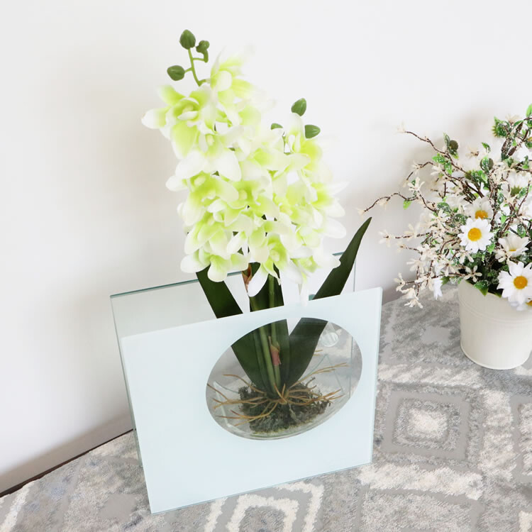 楽天市場 送料無料 モダンテイスト ガラス花瓶 グラスアート ホワイト ライトグリーン 造花付き 花器 花びん おしゃれ アンティーク ギフト 引っ越し祝い 贈り物 コミットアンド楽天市場店