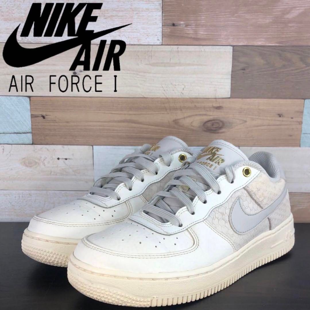 ＼7月限定エントリーでP10倍／【中古】NIKE AIR FORCE 1 LV8 ナイキ エア フォース 1 エレベイト ホワイト 24cm U09293 820438-103｜コモノット