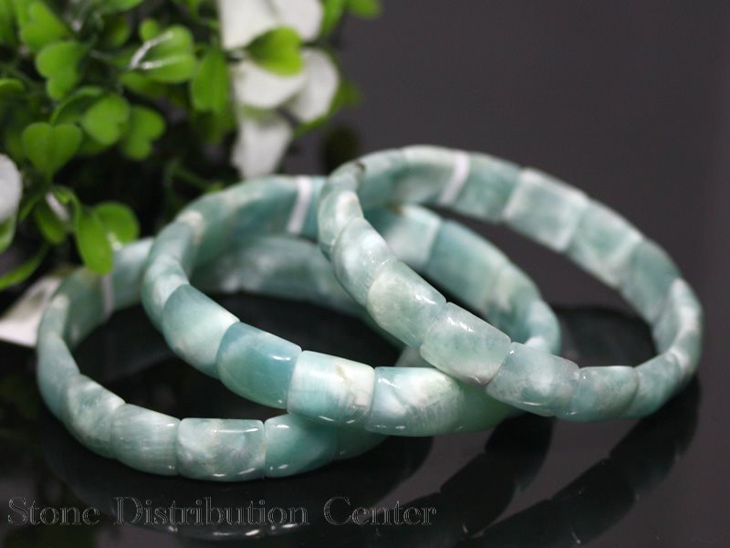 ☆高品質☆【ブレスレット】スミソナイトバングル(5A)(約11x14mm)【パワーストーン天然石アクセサリーレディースメンズ】