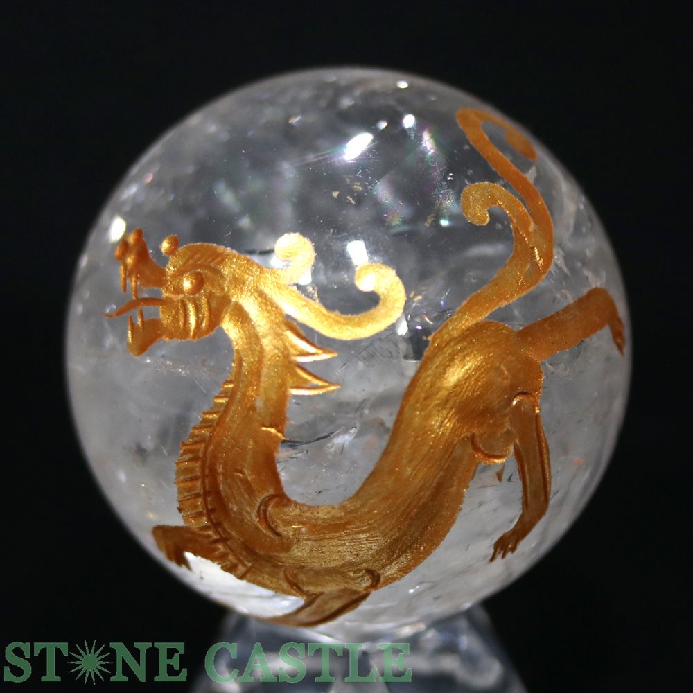 ☆一点物☆【彫刻置物】丸玉 レインボー水晶 ヤアズ (金彫り) 約54mm No.01【パワーストーン 天然石 アクセサリー レディース】
