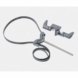 IKA 撹拌機・ホモジナイザー(ウルトラタラックス)用　容器押さえ (1式)(RH5) 取り寄せ商品｜コンプモト　店