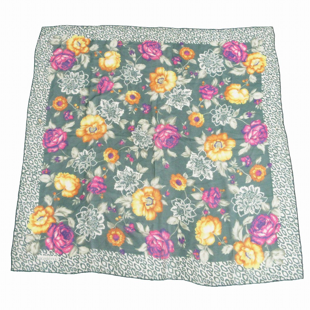 【新品】VERSACE 刺繍入り　アンティーク扇子柄　大判ハンカチ　ヴェルサーチ 楽天市場】【アパレル】GIANNI VERSACE ジャンニ ヴェルサーチ