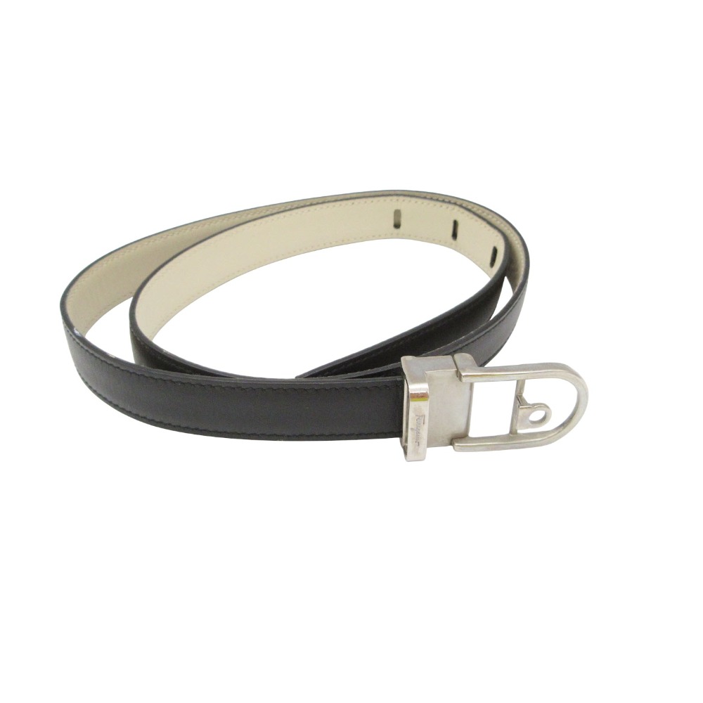 Salvatore Ferragamo サルヴァトーレフェラガモ 三尺帯 なめし革三尺帯 しろがね色金具 ロゴタイプ目じるし ピンバックル 御召しもの三尺帯 黒いこと レディース 【中古】