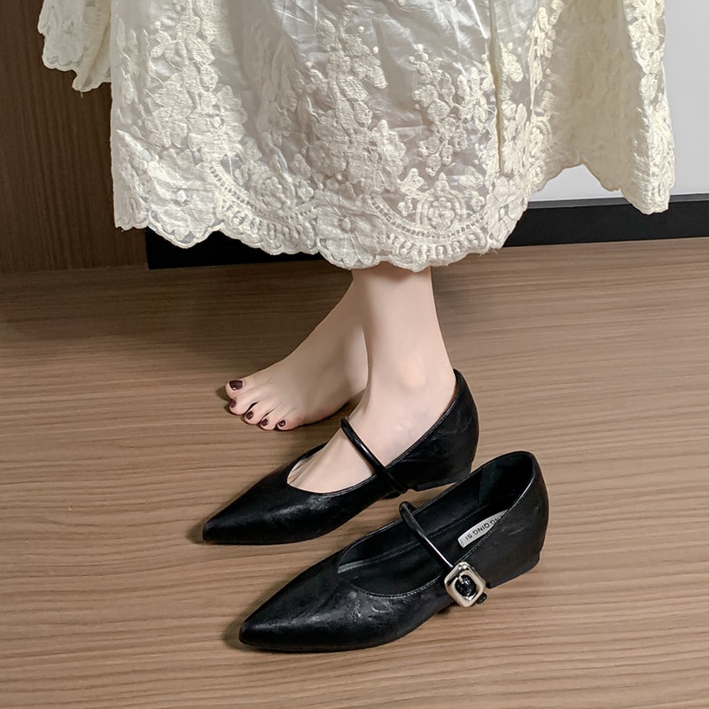 パンプス メリージェーン レディース インヒール 5cmアップ ポインテッドトゥ 痛くない 疲れにくい ブラウン レトロ ぺたんこ ローヒール ストラップ シューズ 大きいサイズ 通勤 冠婚葬祭 きれ