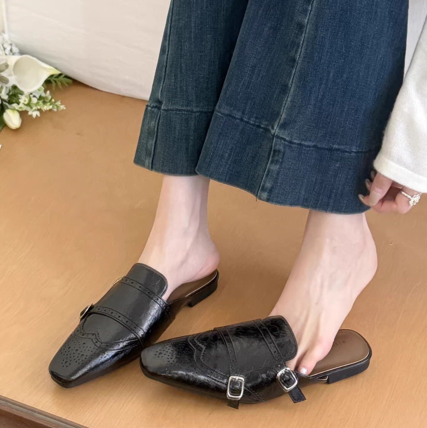 ローファー ミュール レディース ポインテッドトゥ 外履き かかとなし サンダル パンプス オックスフォード シューズ バックル マニッシュシューズ カジュアル 通勤 オフィス ぺたんこ ローヒール
