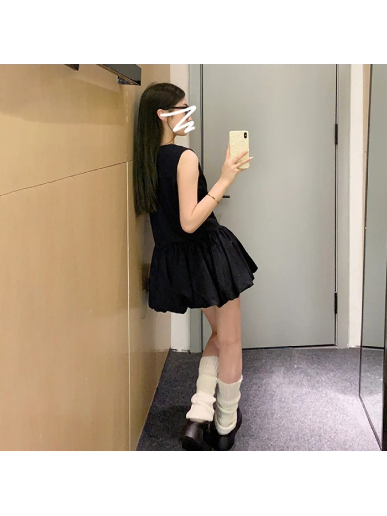 【バルーンシルエット】 ワンピース レディース ノースリーブ ミニ丈 チュニック バルーンワンピース コクーン クルーネック 丸首 裾切り替え ギャザー Aライン ゆったり 体型カバー 着痩せ 美脚 低身長 小柄 春 夏 秋 大人可愛い きれいめ モード 韓国ファッション