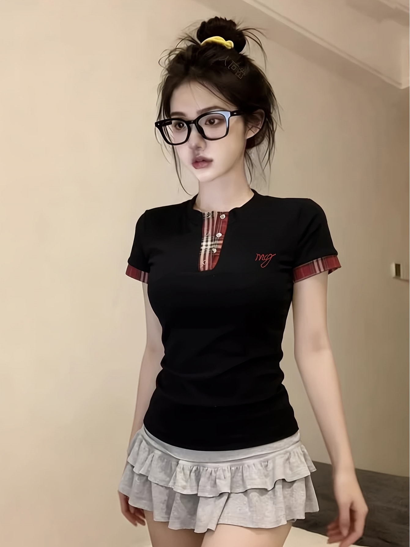 【アメカジレトロ】 Tシャツ レディース 半袖 トップス カットソー チェック柄 切り替え 配色 ヘンリーネック ボタン ポロシャツ風 スリム タイト フィット ストレッチ 着痩せ 細見え 華奢見え 二の腕カバー 体型カバー 夏 春 夏服 夏物 韓国 ファッション ストリート