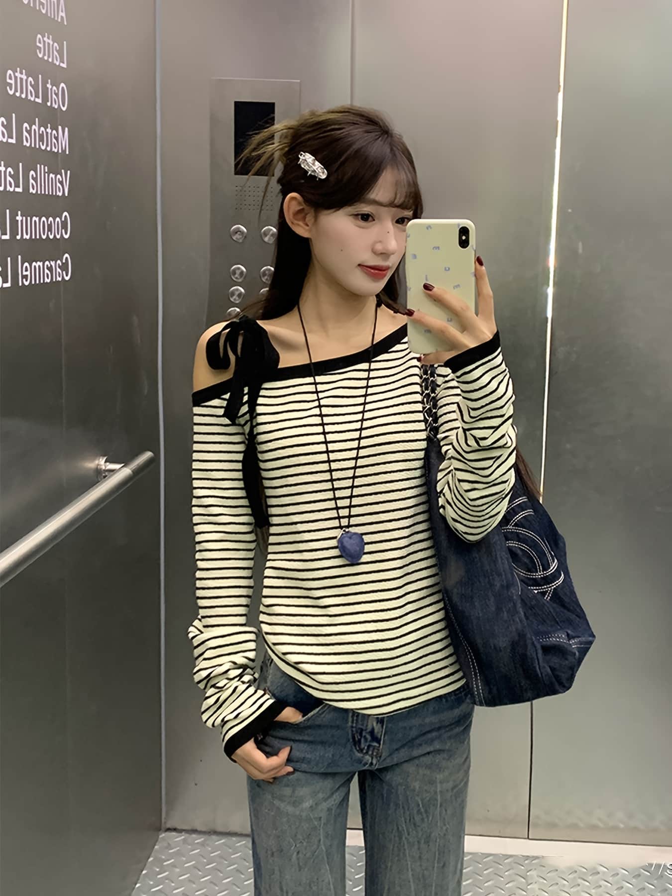 【肩リボン】ボーダー カットソー オフショルダー トップス レディース 長袖 ワンショル Tシャツ 肩出し セクシー アシンメトリー ロンT ストライプ しましま 個性的 韓国ファッション 大人可愛い きれいめ カジュアル ギャル キャバ 体型カバー 着痩せ 細見え｜Nartooston 8,902円