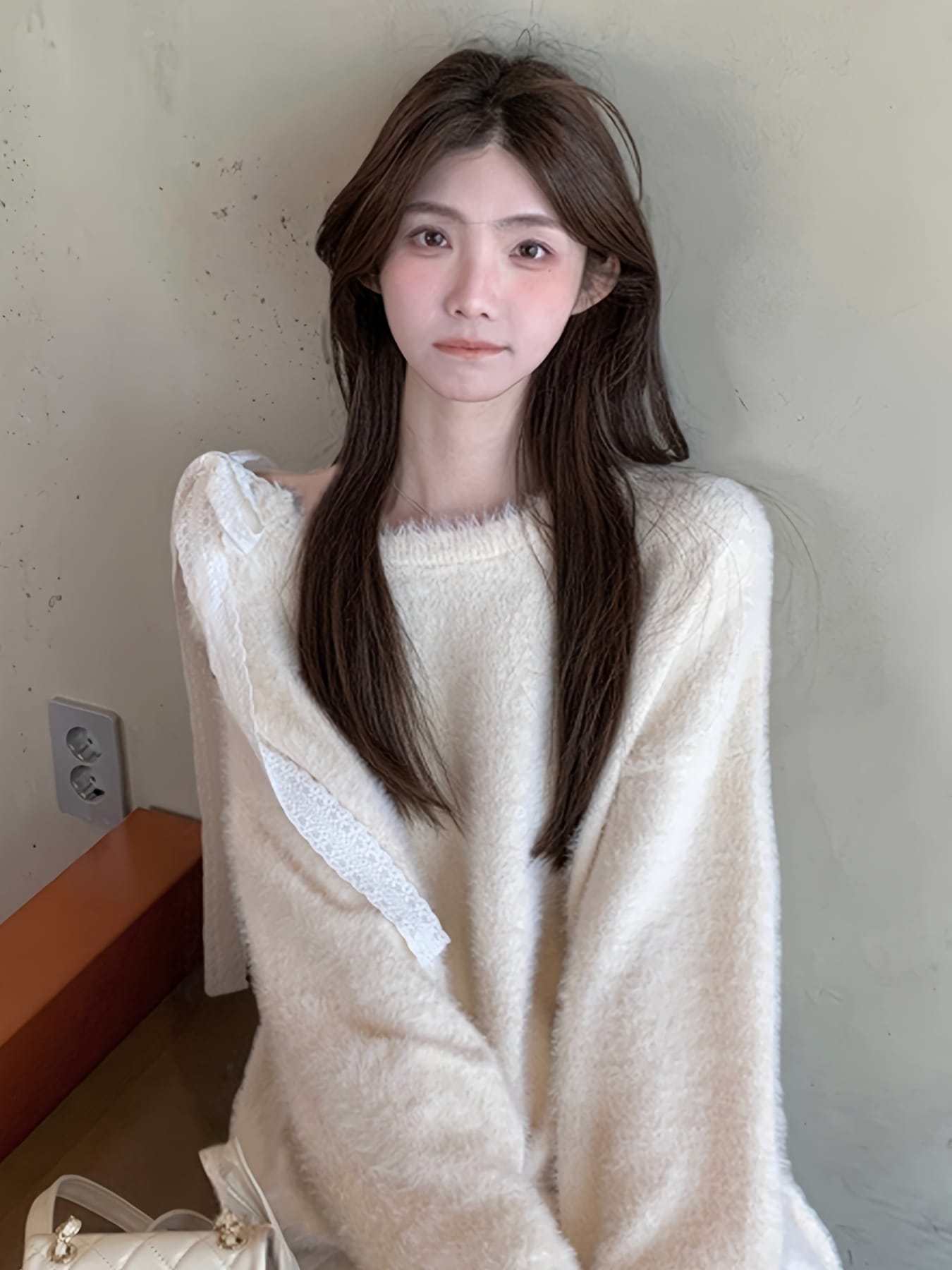【2way】オフショル ニット レディース セーター リボン レース シャギーニット トップス 韓国 プルオーバー 長袖 秋冬 もこもこ ふわふわ フェザーニット ボートネック 肩出し 肩あき ゆるニット オーバーサイズ ビッグシルエット ゆったり 体型カバー 華奢見え｜Nartooston