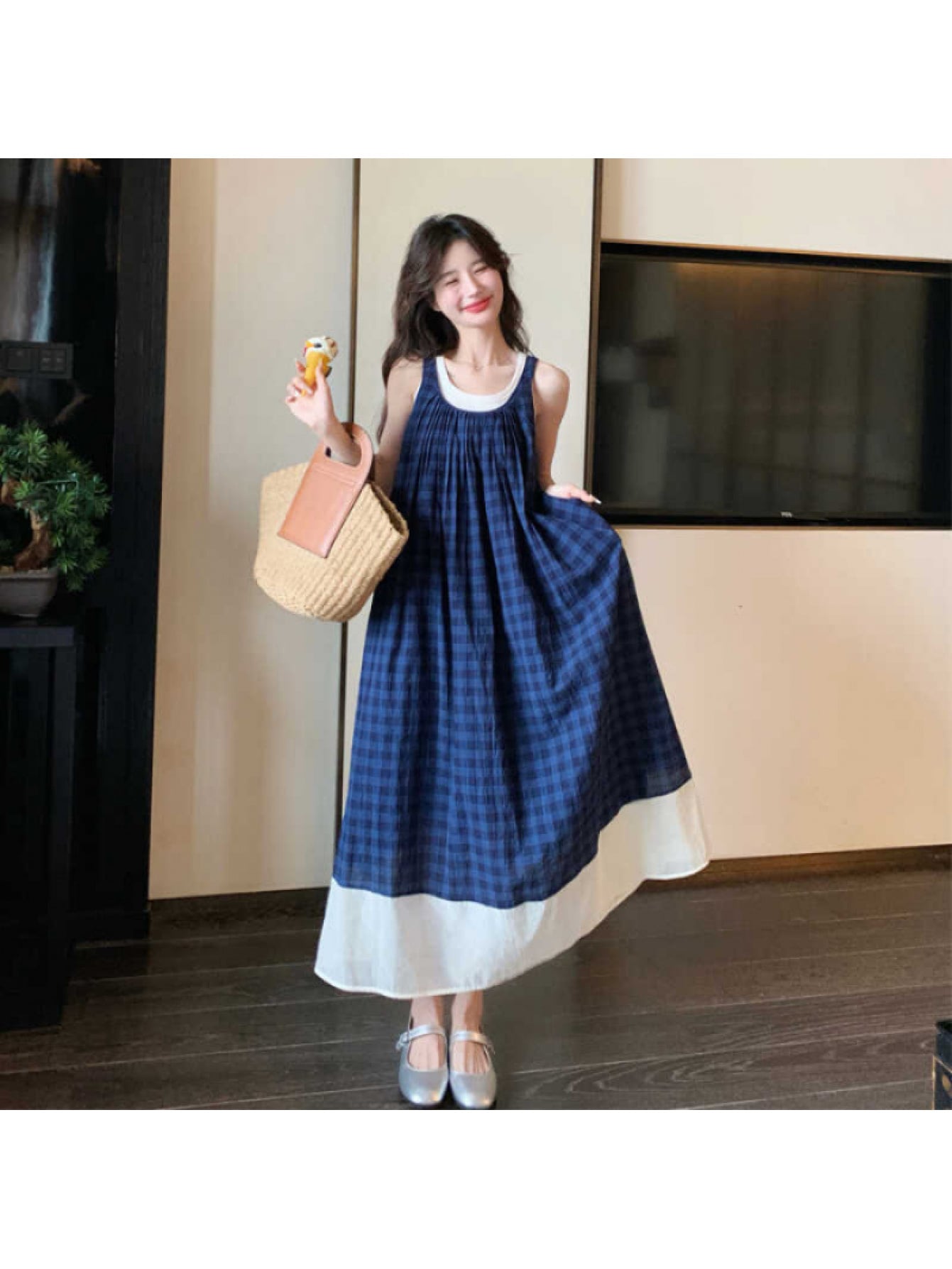 【大人可愛い】チェック柄 ワンピース ロング マキシ丈 ノースリーブ ギンガムチェック Aライン 裾切り替え バイカラー ゆったり 体型カバー 楽ちん レディース ワンピ タンクワンピース ロングワンピ 格子柄 夏 涼しい リゾート 旅行 お洒落 カジュアル きれいめ 20代|Nartooston