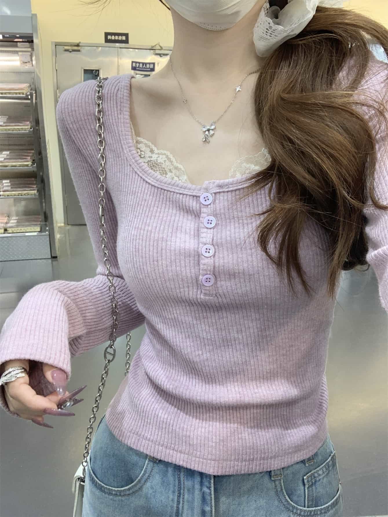 【重ね着風】 カットソー レディース 長袖 レース トップス Ｔシャツ ロンT ニットソー ヘンリーネック リブ ボタン フェイクレイヤード インナー 春 秋 冬 韓国ファッション 大人可愛い きれいめ カジュアル オフィス 通勤 デート 体型カバー 着痩せ 細見え 20代 30代｜Nartooston