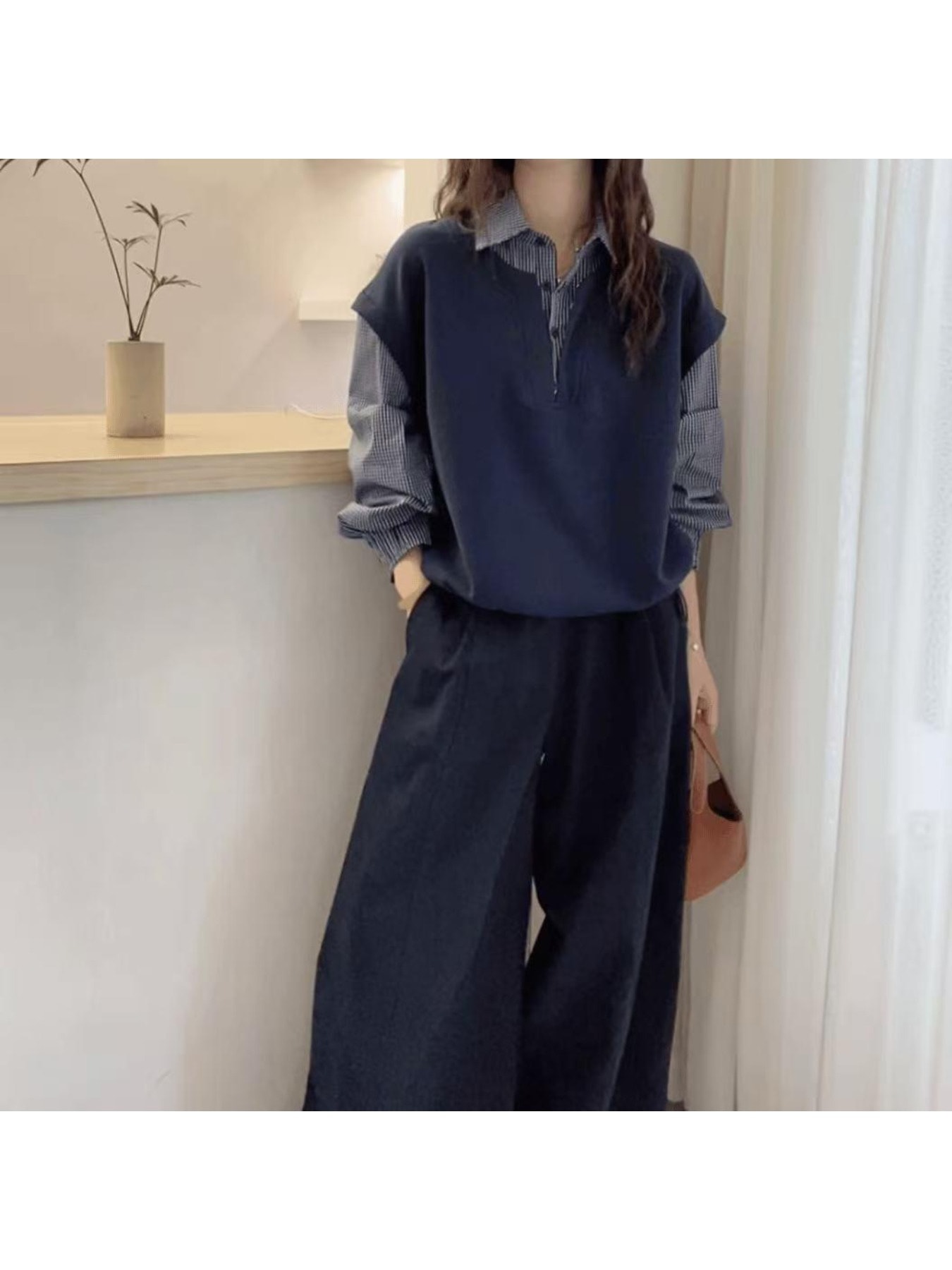 【一枚で決まる】フェイクレイヤード トップス レディース カットソー シャツ スウェット ドッキング レイヤード風 重ね着風 襟付き Vネック 長袖 チェック柄 ゆったり オーバーサイズ 体型カバー 着痩せ 大人カジュアル 通勤 オフィス ママコーデ 春秋冬｜Nartooston