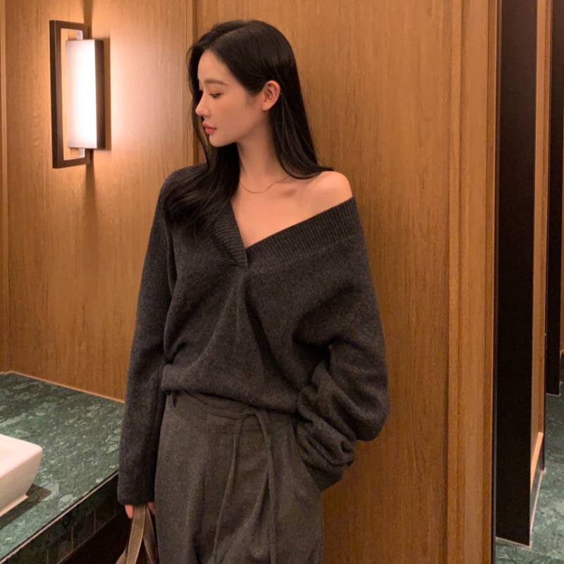 ニット セーター レディース Vネック オフショルダー トップス 長袖 ゆったり 襟抜き セクシー プルオーバー 着痩せ 無地 秋冬 秋物 冬物 きれいめ 上品 厚手 通勤 デート 柔らかい もっちり